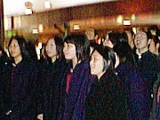 JR弘前駅前で